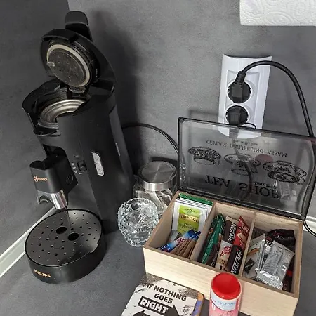 Teo's Place アパート ルセ