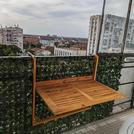 Teo's Place Ruse